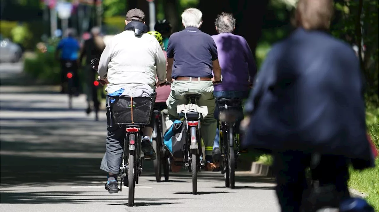 Gesetzesreform soll Fußgänger und Radfahrer besser schützen