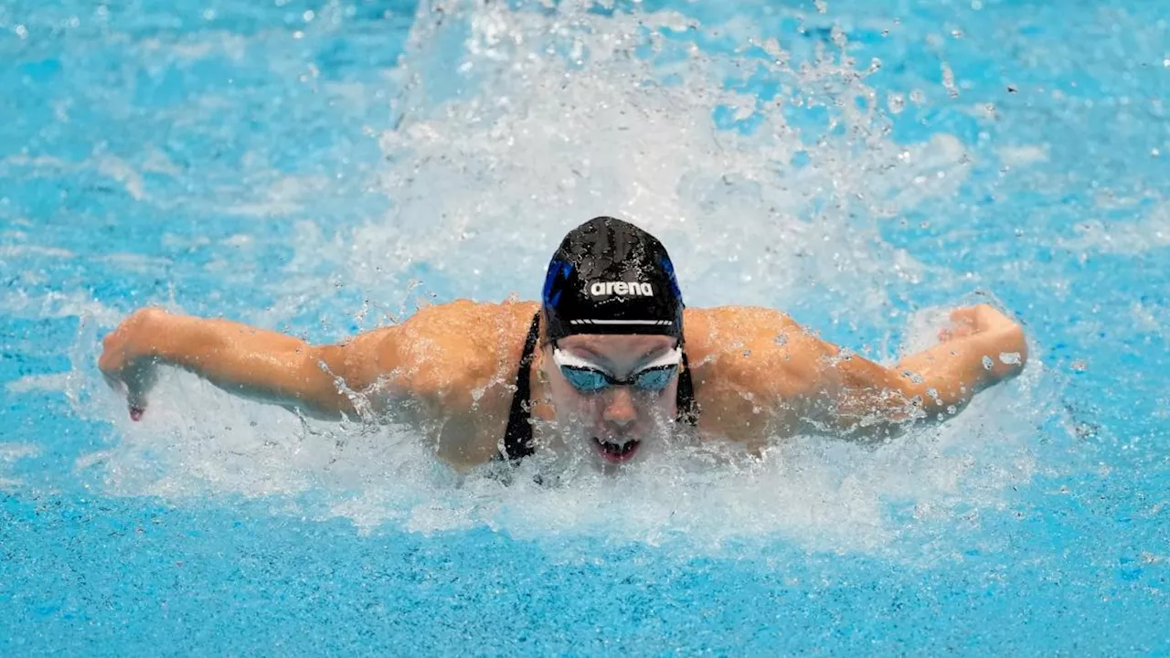 Walsh schwimmt Weltrekord über 100 Meter Schmetterling