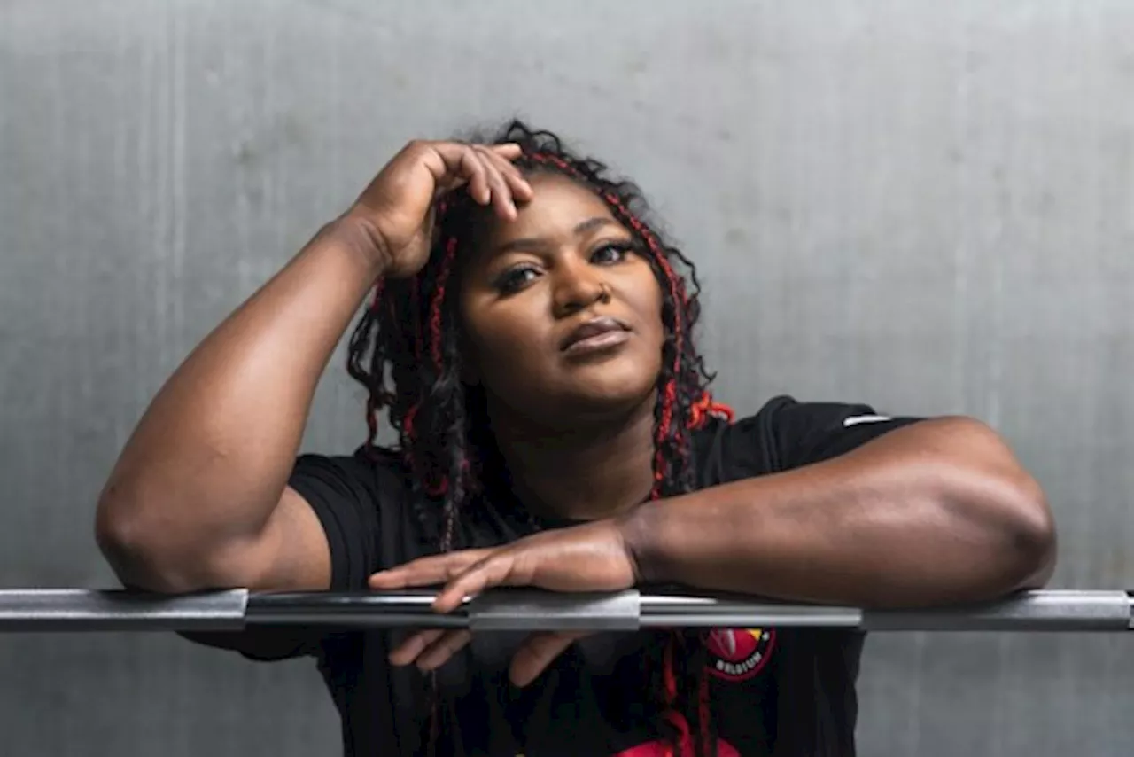 Powerlifter Sonita Muluh: “Ik denk dat ik de sterkste vrouw ter wereld ben”