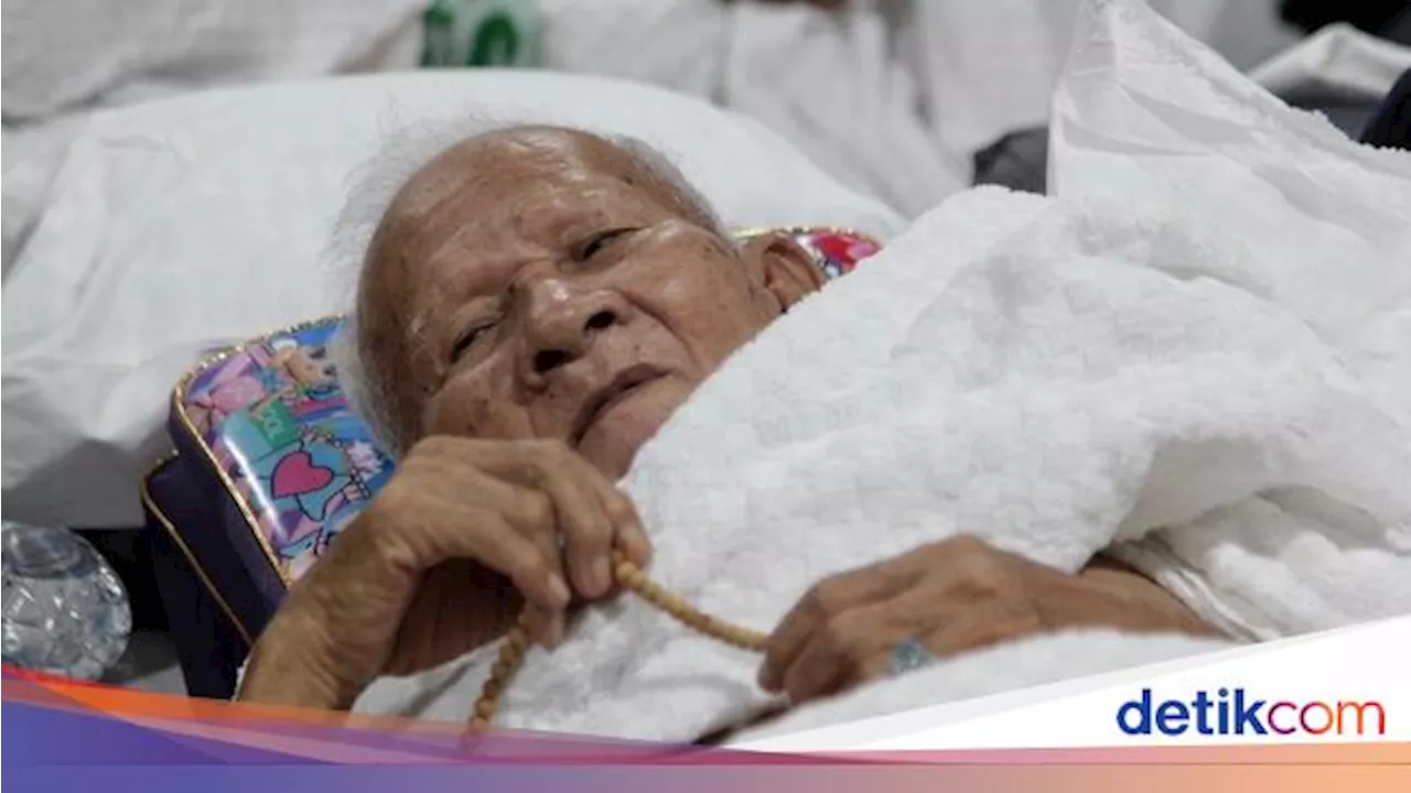 Semangat Wukuf di Arafah Masih 'Kokoh' di Balik Usia Rentanya