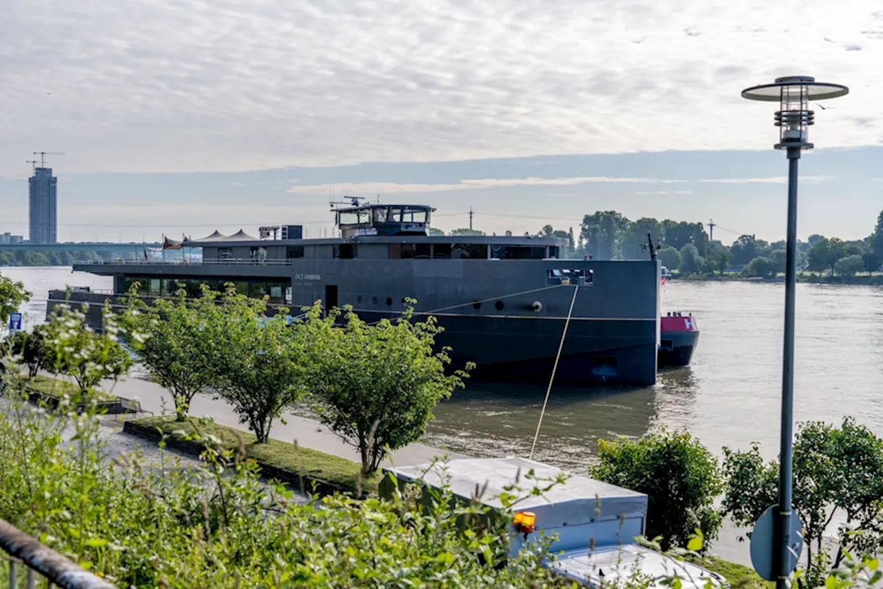 Köln: Millionärs-Schiff auf dem Rhein gesichtet