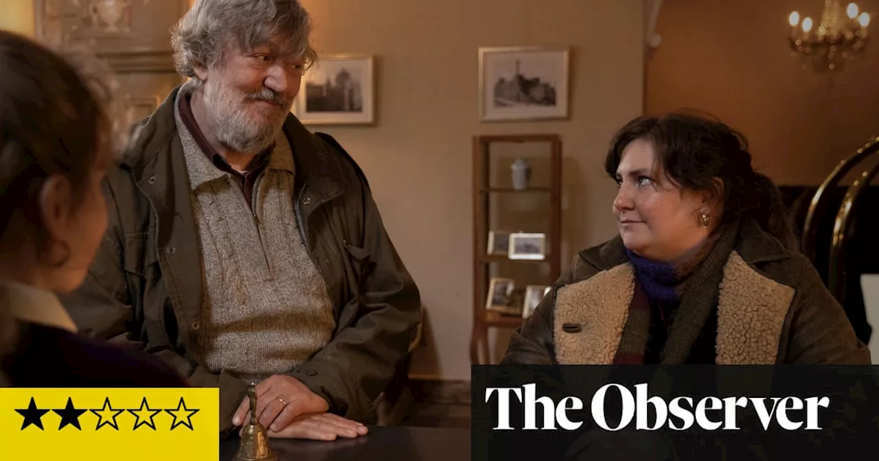 – Lena Dunham and Stephen Fry can’t save muddled father-daughter Holocaust drama