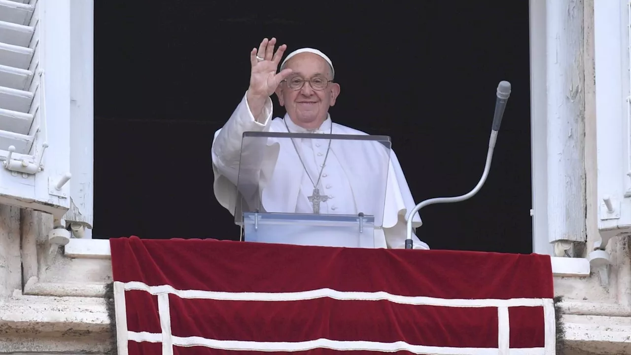 Pope at Angelus: Be generous and confident sowers of the Gospel