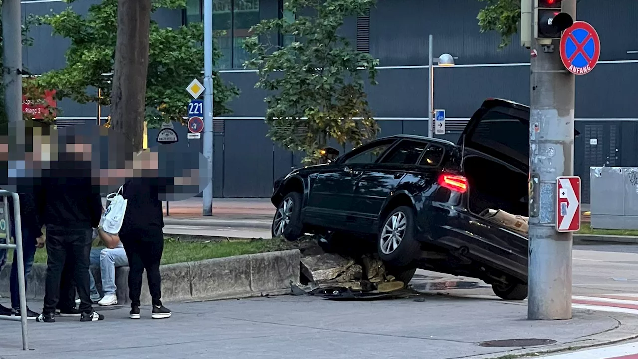 Kollision am Wiener Gürtel, dann drückt Lenker aufs Gas