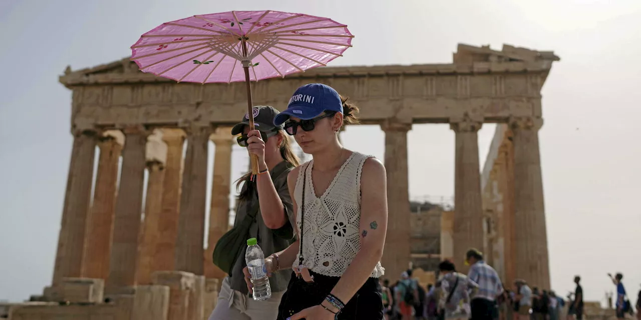 Canicule en Grèce : trois touristes étrangers sont décédés, deux Françaises portées disparues