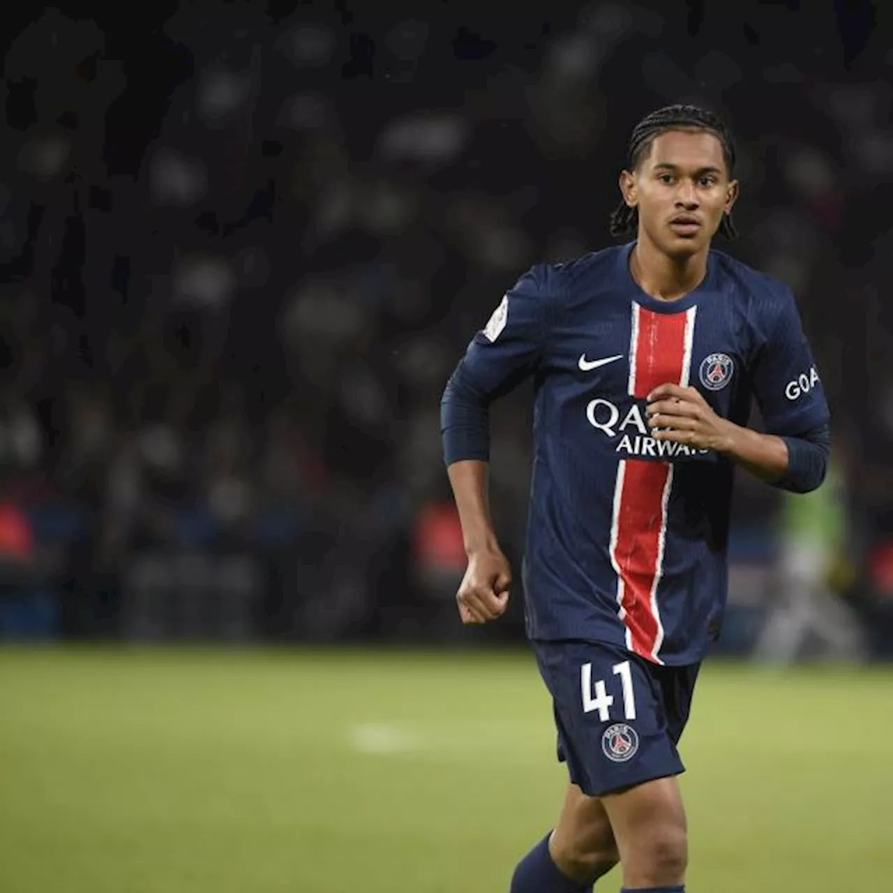 Senny Mayulu et les U19 du PSG vainqueurs d'Auxerre en finale du Championnat national