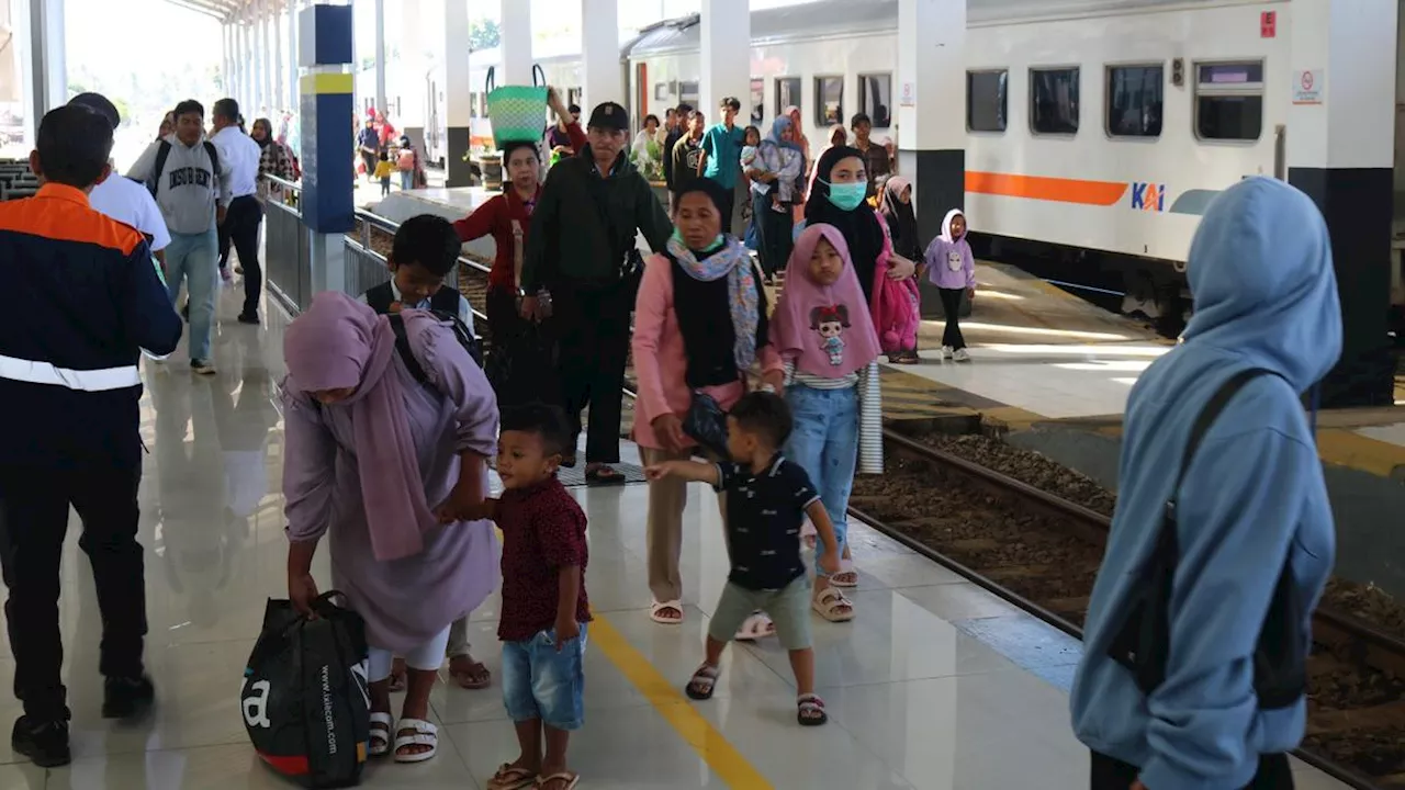 Penumpang Kereta Api di Daop 9 Jember Meningkat saat Libur Panjang Idul Adha