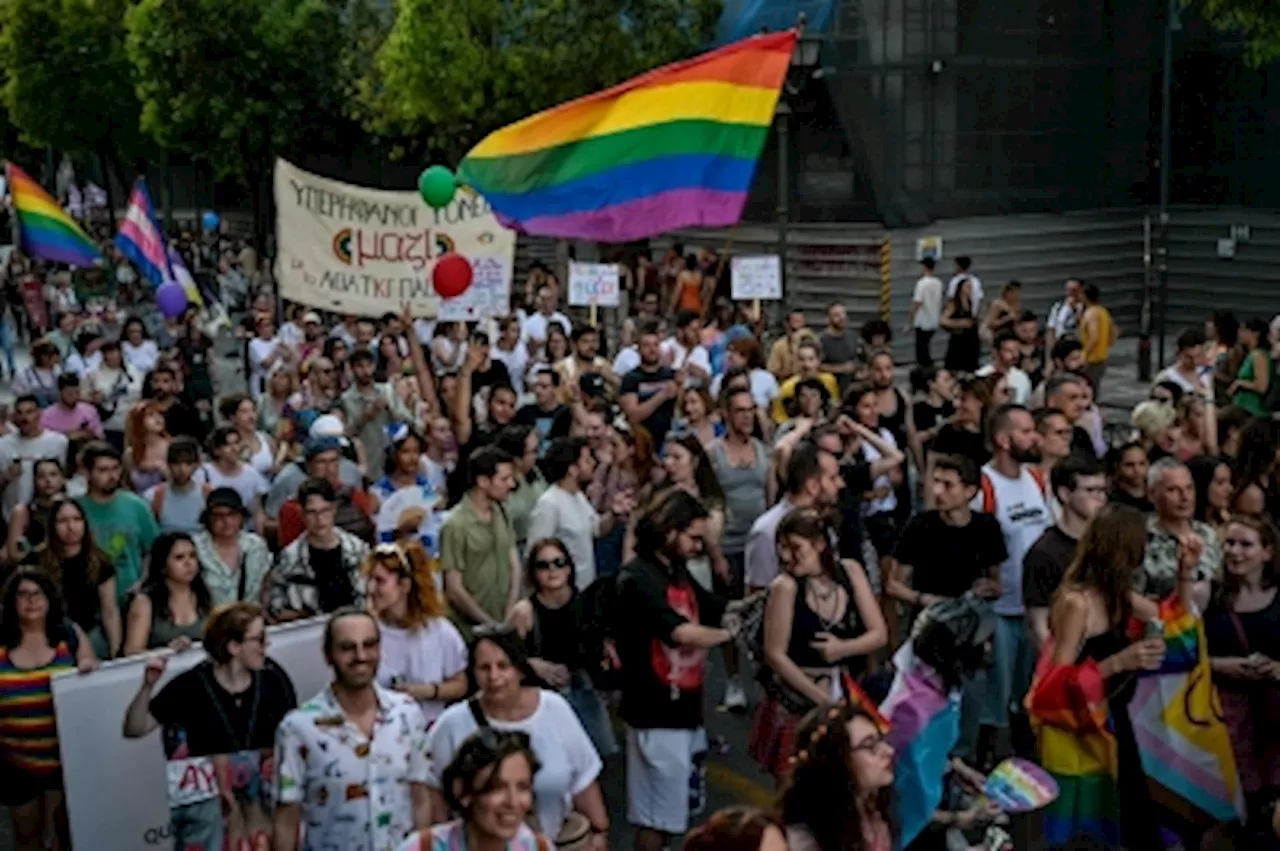 Thousands attend Athens Pride Festival, demand more reform