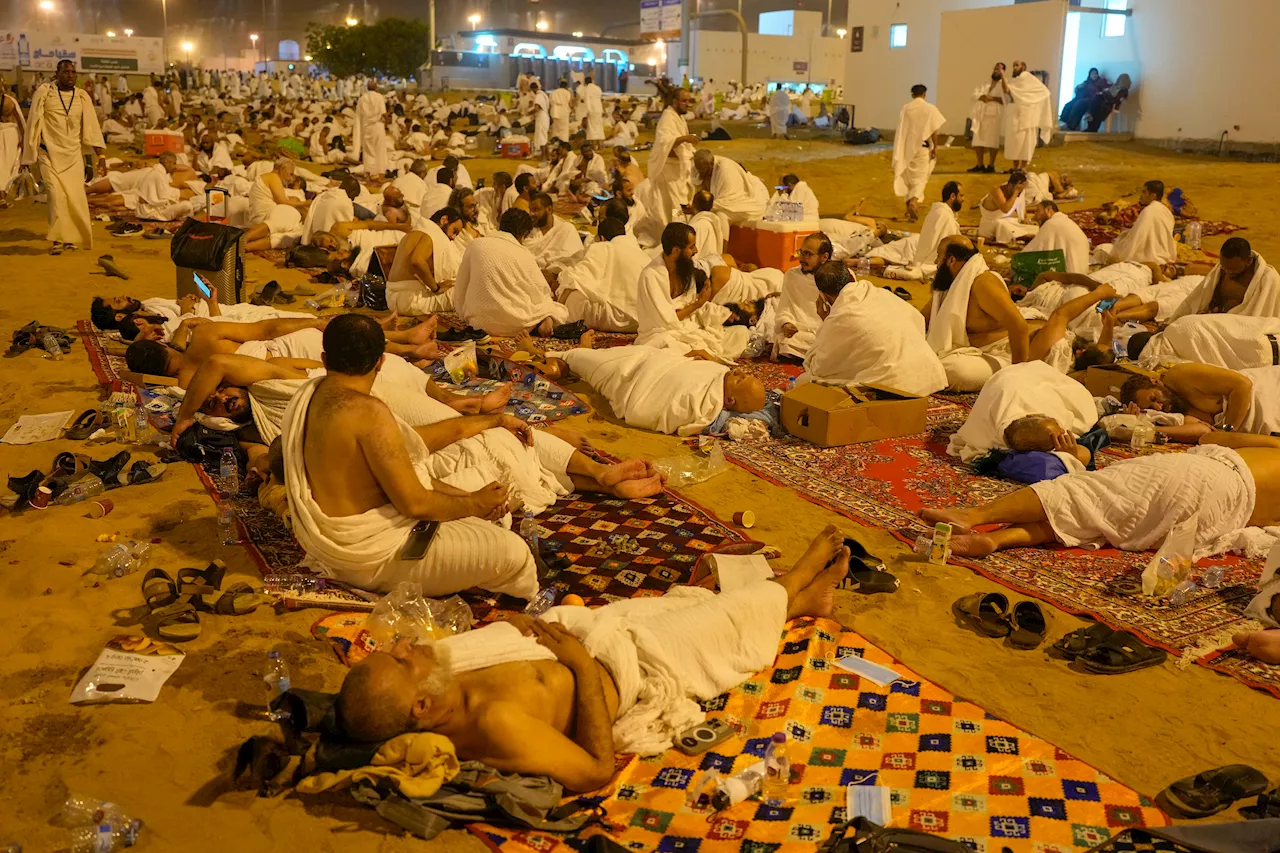 Pilgrims commence the final rites of Hajj as Muslims celebrate Eid al-Adha