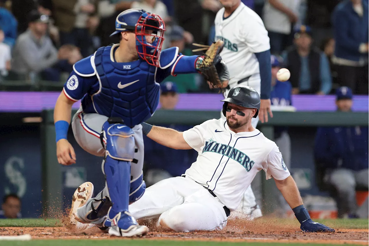 J-Rod goes deep to help Mariners win for 6th time in 7 games over Rangers