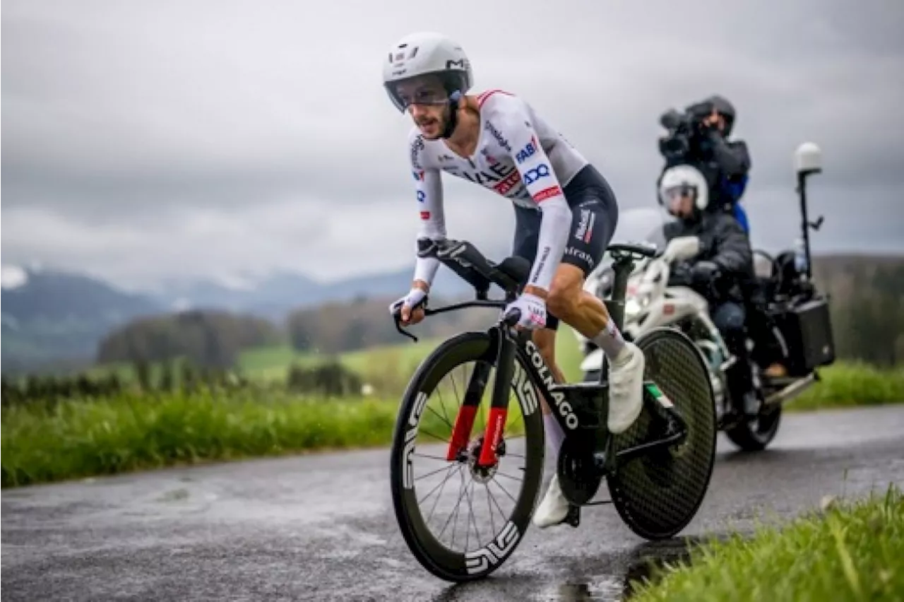 Adam Yates remporte le Tour de Suisse, Joao Almeida s'impose sur le chrono final