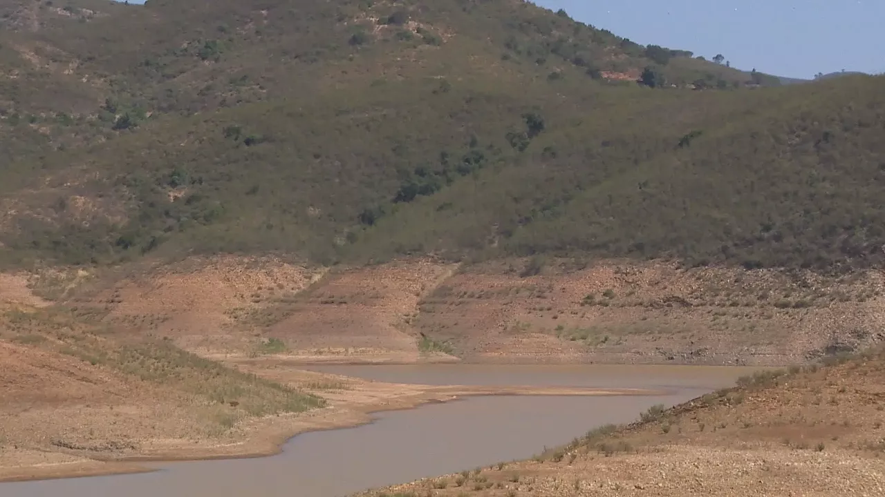 Seca no Algarve: Barragem do Arade só tem água para 30 dias