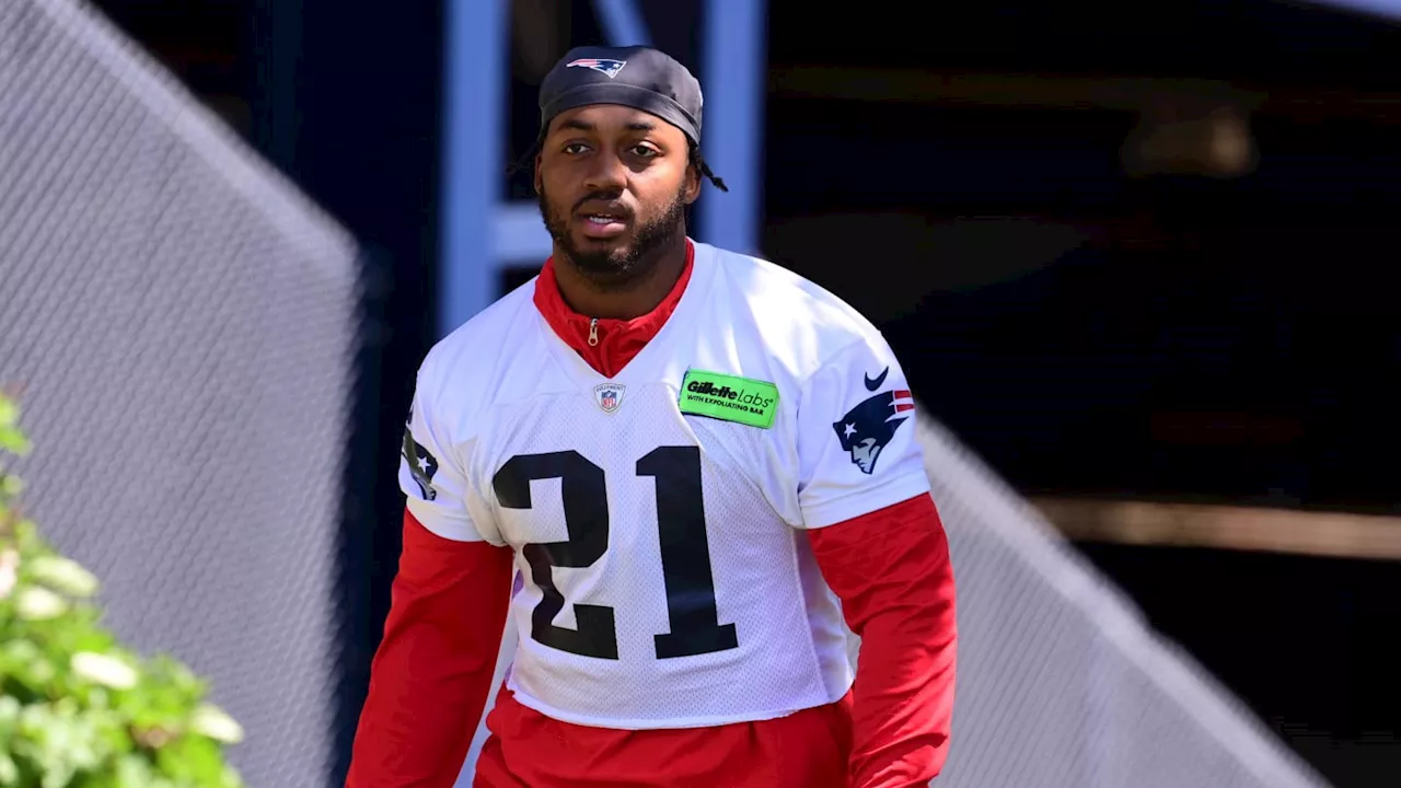 Antonio Gibson Gushes Over 'Accepting' Patriots Locker Room