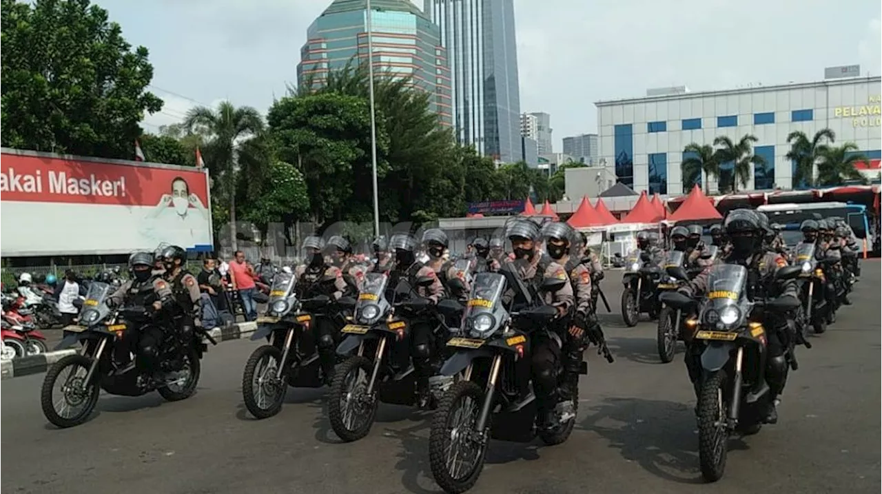 Dijaga Ketat Polisi, Warga Nekat Takbiran Keliling Masuk Sudirman-Thamrin Siap-siap Terima Risikonya