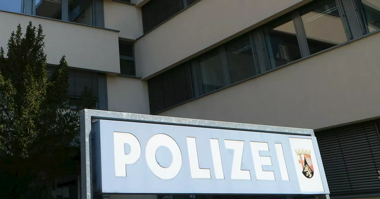 Streit am Hallplatz Zweibrücken: Gehhilfe und Messer gezückt