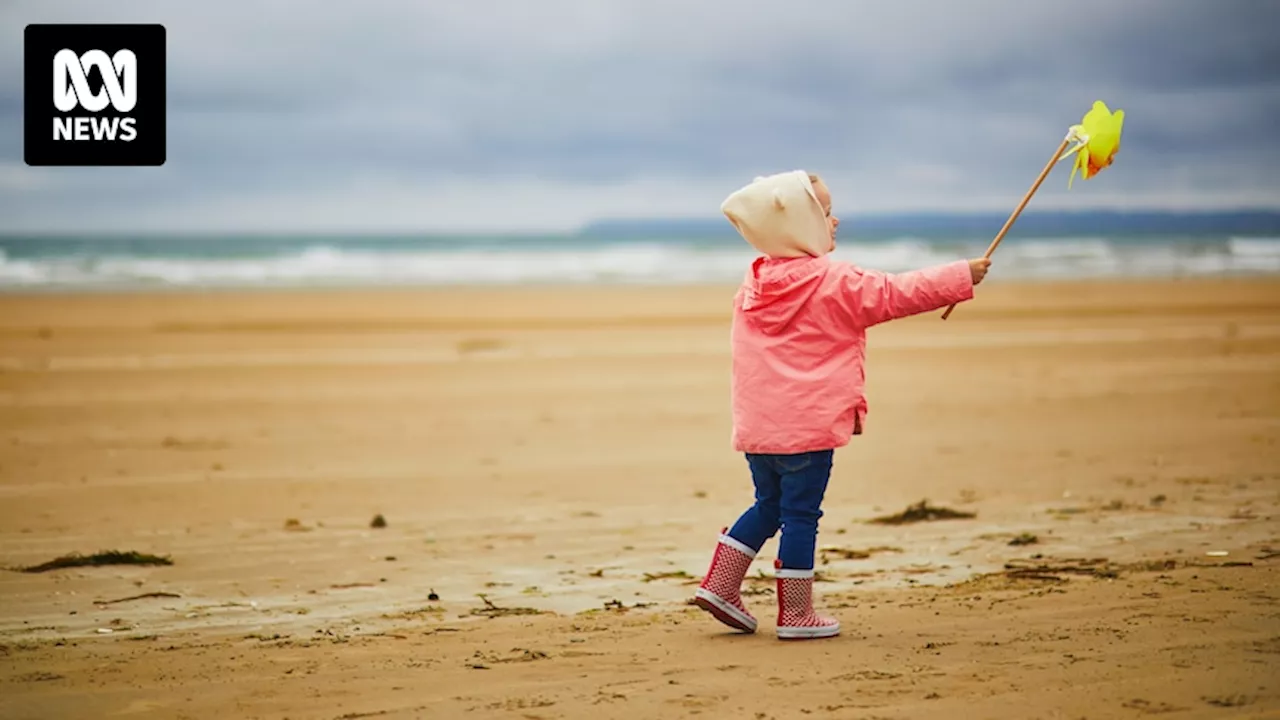 Australia shivers towards winter solstice as unusually long cold snap continues