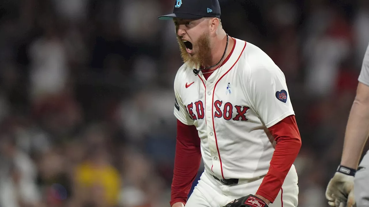 Zack Kelly escapes bases-loaded jam as Red Sox set club record with 9 steals in 9-3 win over Yankees