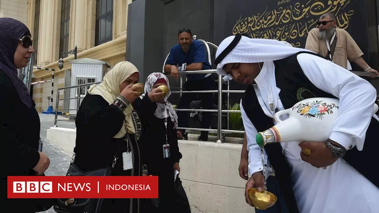 Haji: Sering dibawa sebagai oleh-oleh haji, apa korelasi air Zamzam dan ibadah haji?