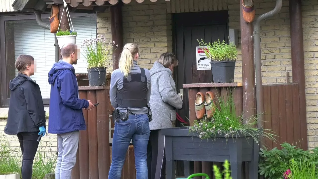 Hamburg/Buchholz: Polizei durchsucht Haus von Hammer-Angreifer