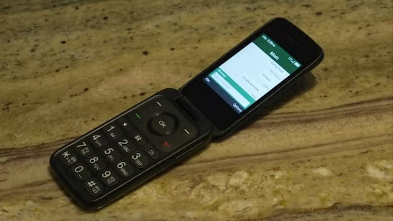 Is the flip phone back? Why some people are switching to dumbphones