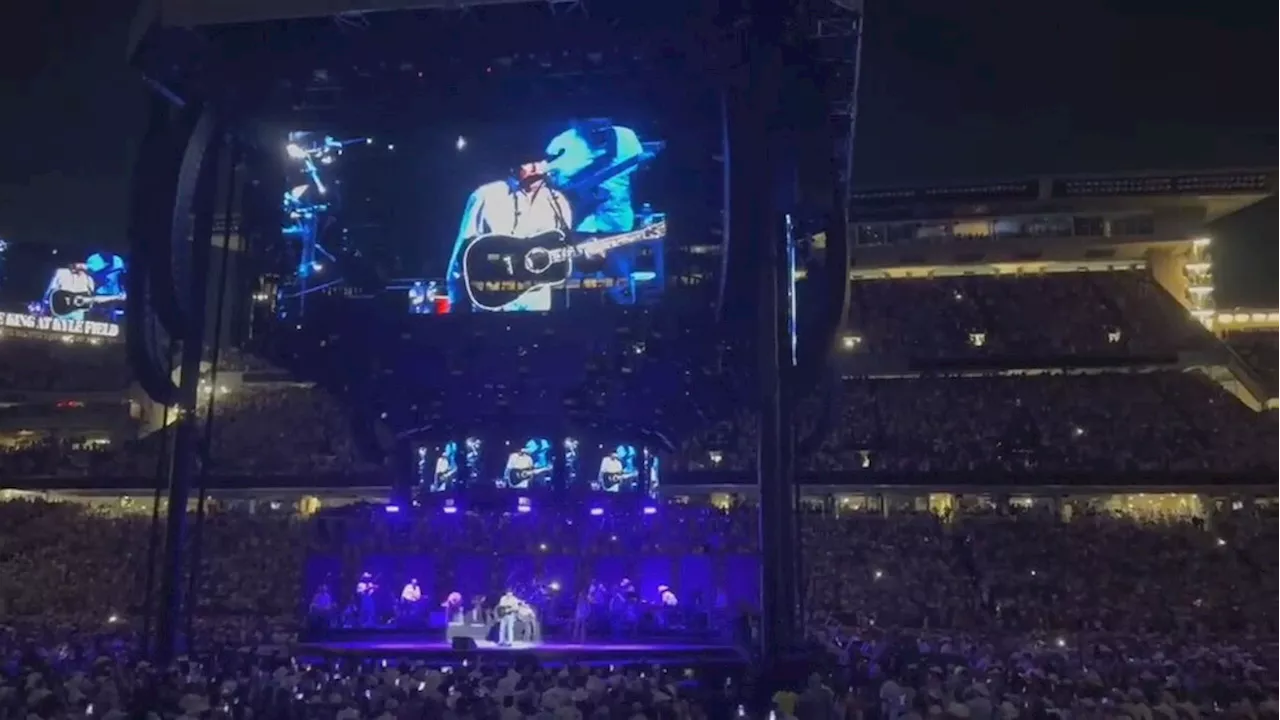 George Strait sets record with largest ticketed concert in U.S. history at Kyle Field