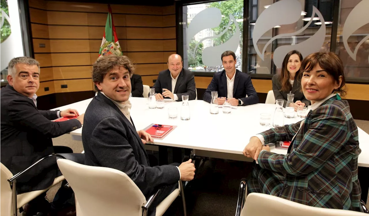 El PNV y el PSE sellan definitivamente el pacto para gobernar juntos en Euskadi