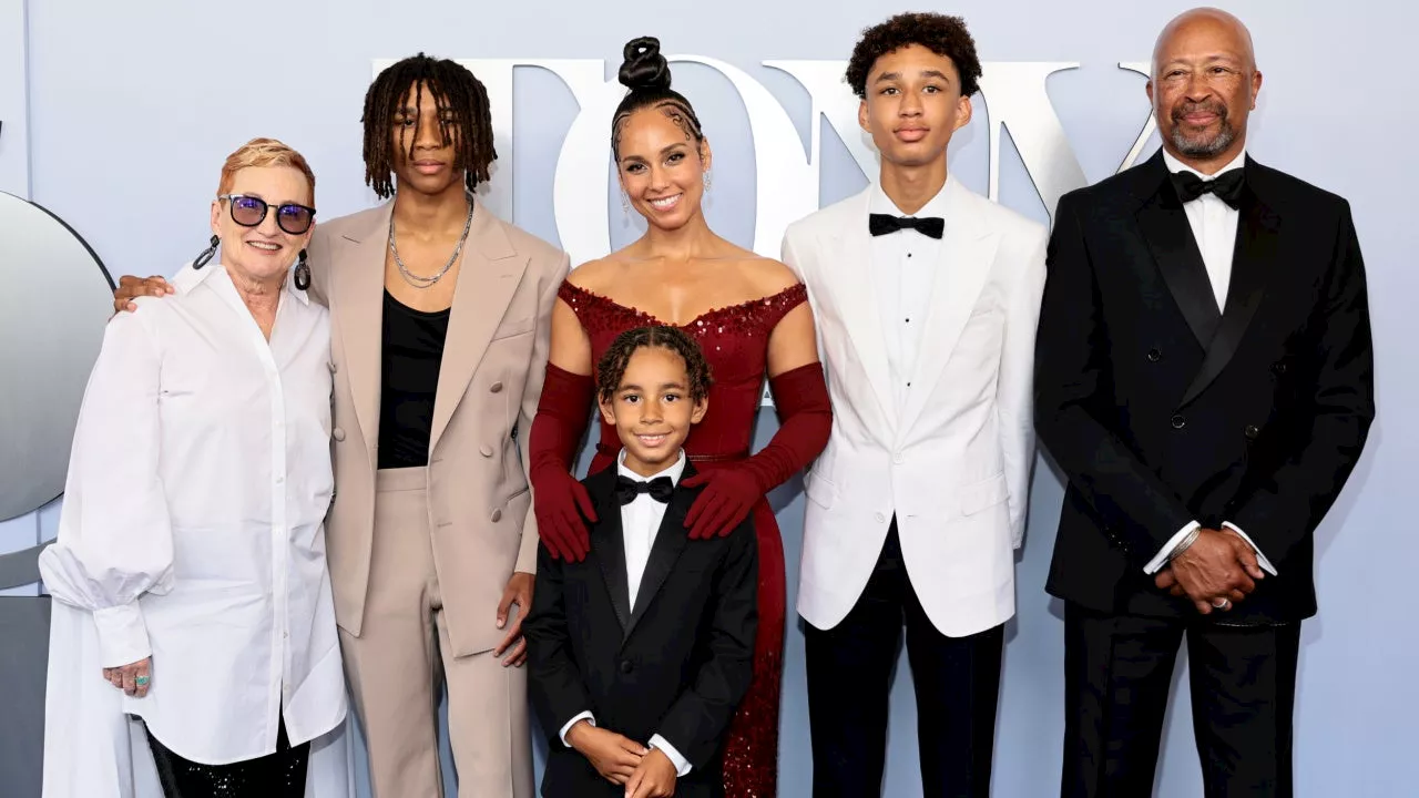 Tony Awards 2024: Alicia Keys Turns Red Carpet Into Sweet Family Affair