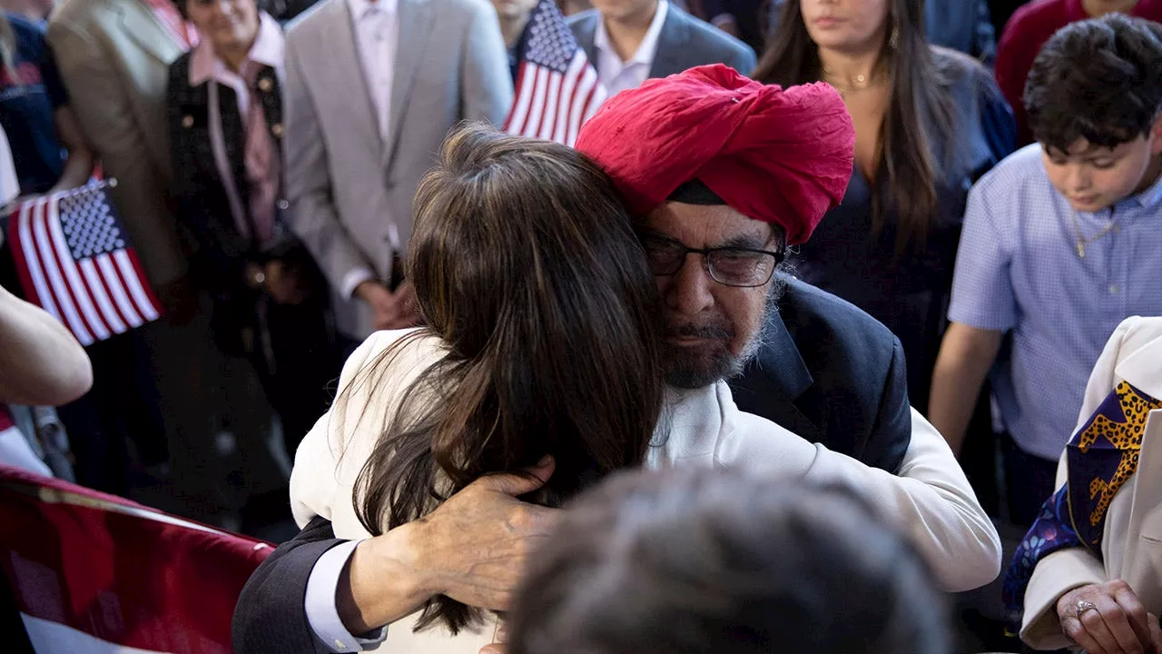 Nikki Haley announces her father's death on Father's Day