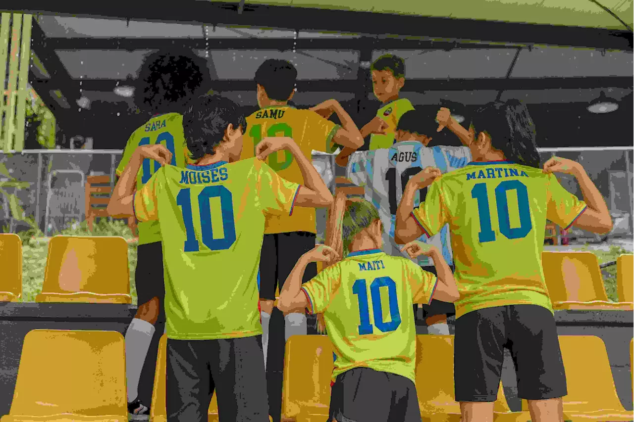 Offcorss lanza camisetas personalizadas para pequeños y adultos fanáticos del fútbol