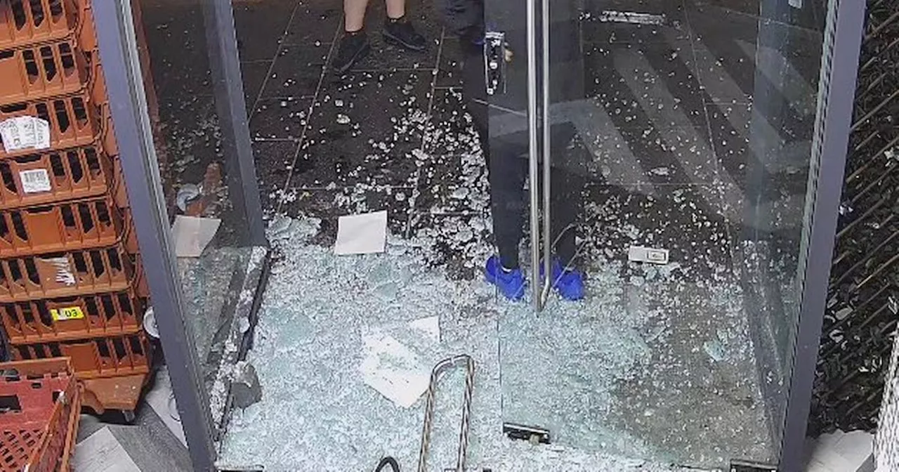 Glasgow homeless charity's night shelter door smashed in late night incident