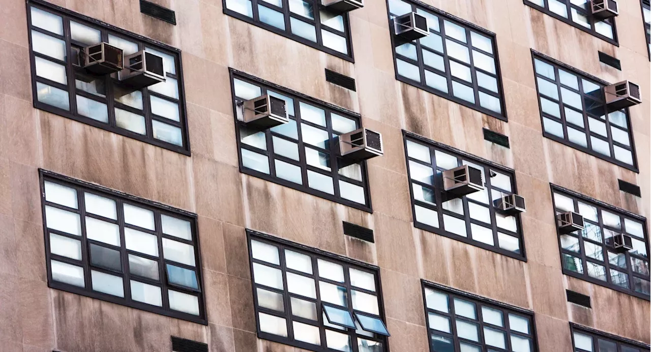 Every NYC classroom will have air conditioning during heatwave, education official says