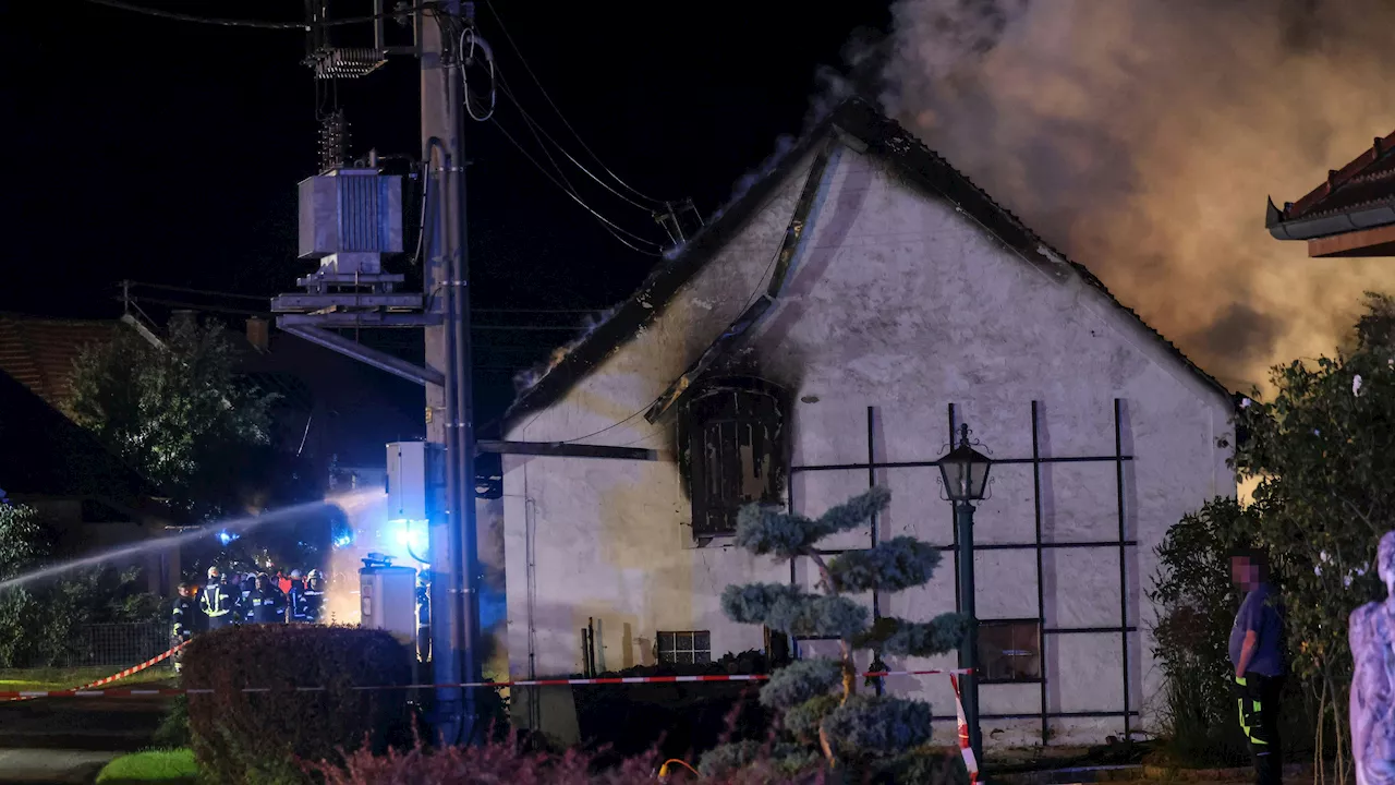 Bauernsacherl in Flammen – zwei Orte ohne Strom