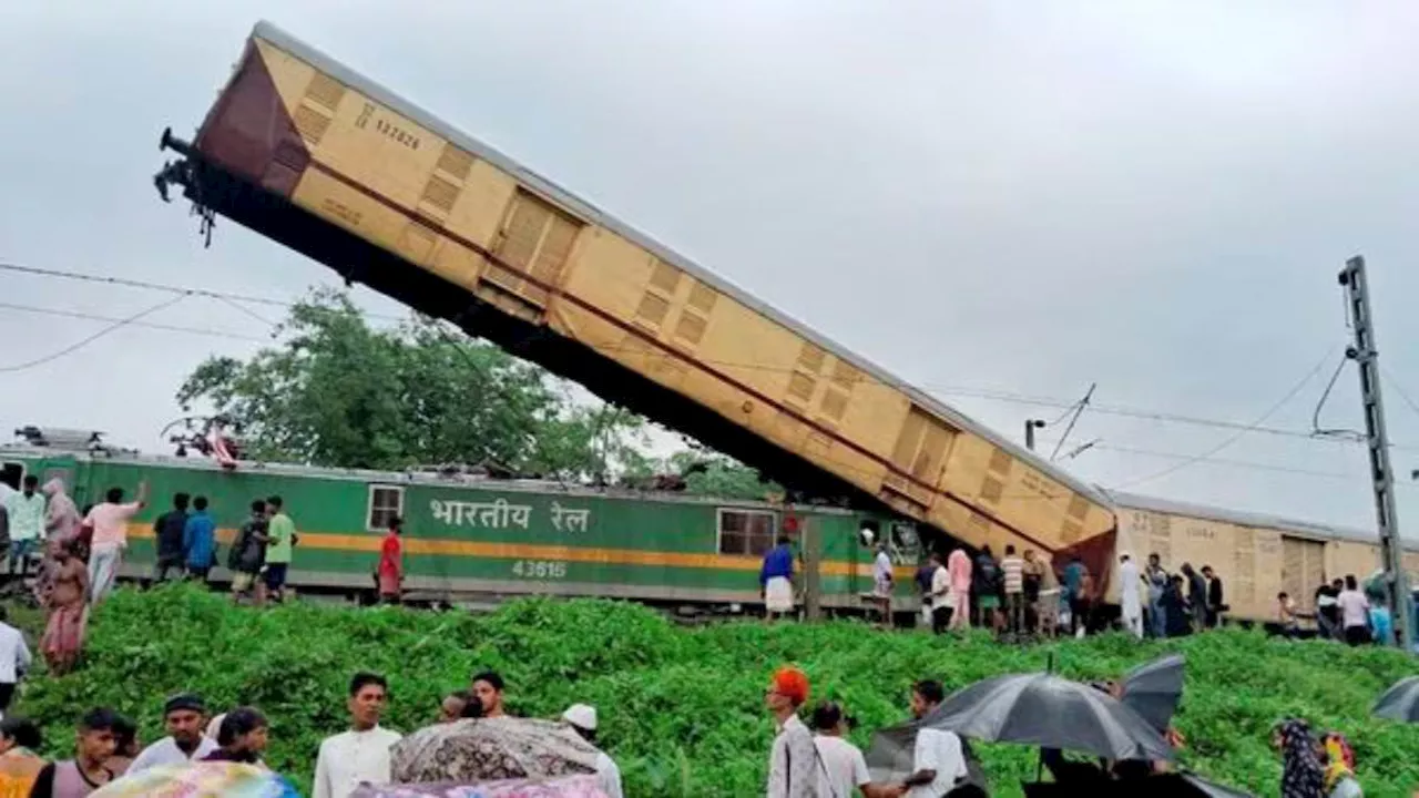 Kanchenjunga Express Train: बंगाल हादसे के बाद रेल यात्रियों के लिए बुरी खबर, भारतीय रेलवे ने इस रूट की 19 ट्रेनों को किया रद्द, देखें List