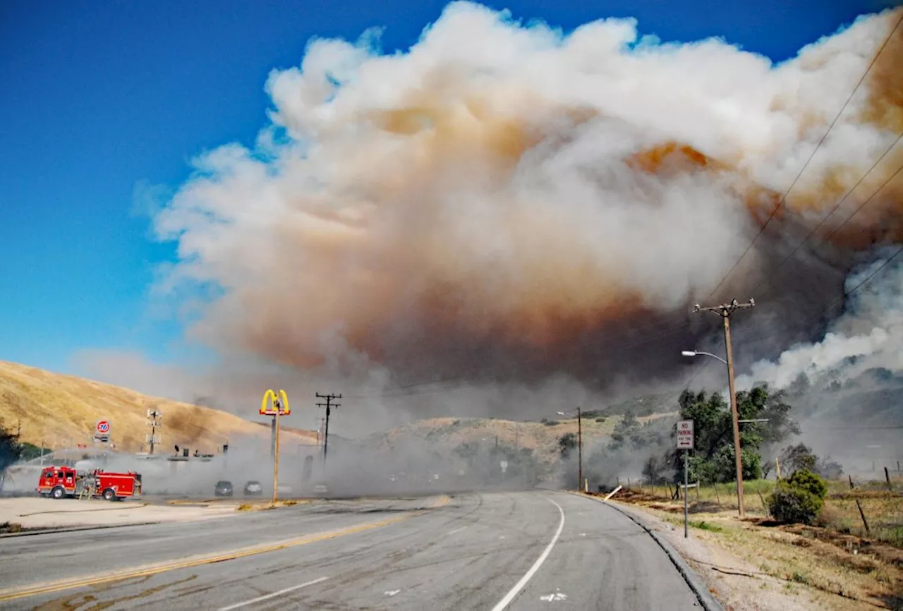 Weather conditions on lines of Gorman and Hesperia fires ripe for erratic blazes