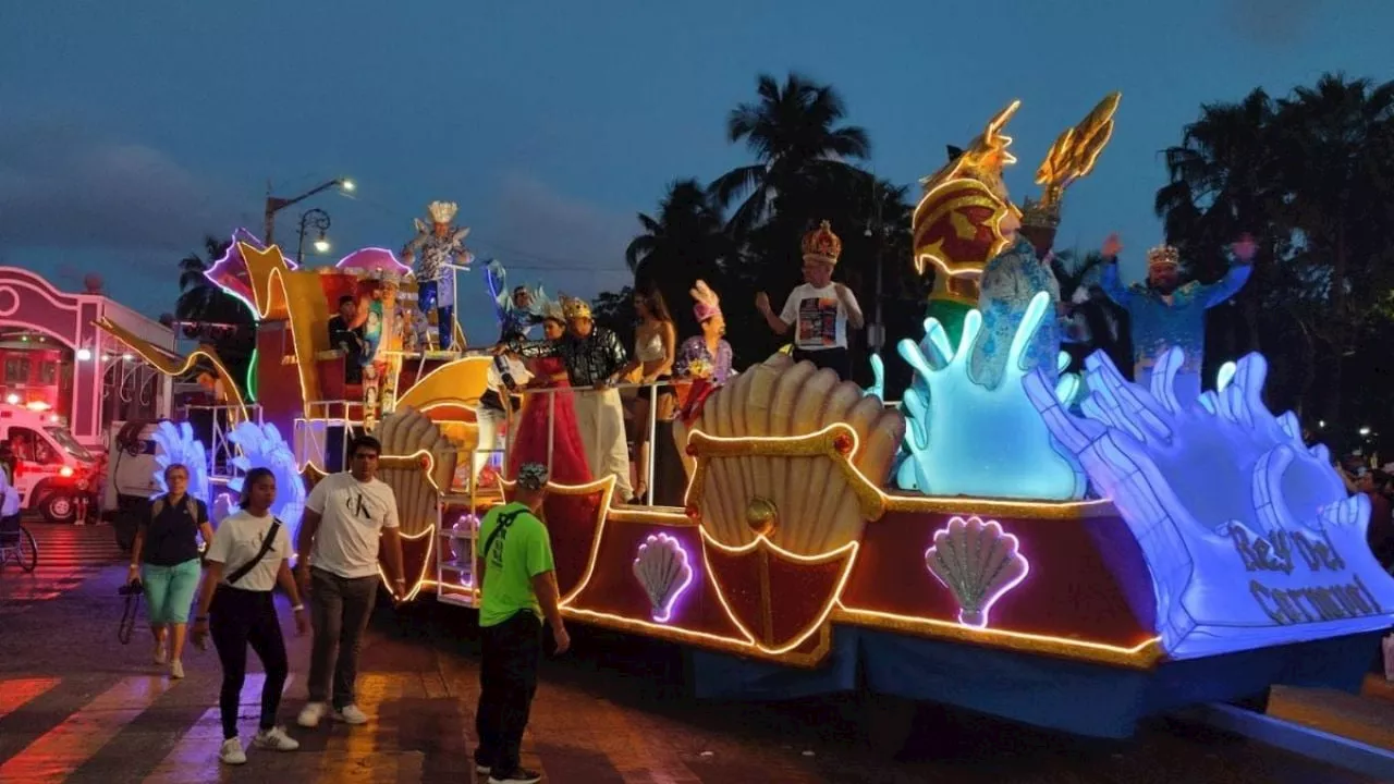 Carnaval de Veracruz: segundo Papaqui llenó de alegría el Centro Histórico de Veracruz