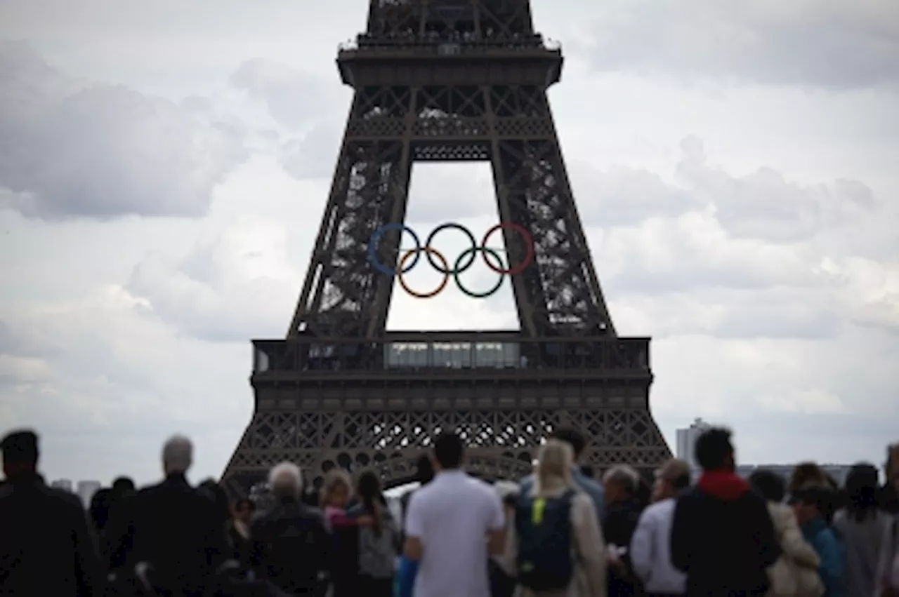 Olympics: Blood, sweat, and cheers as extreme sport kayak cross debuts in Paris