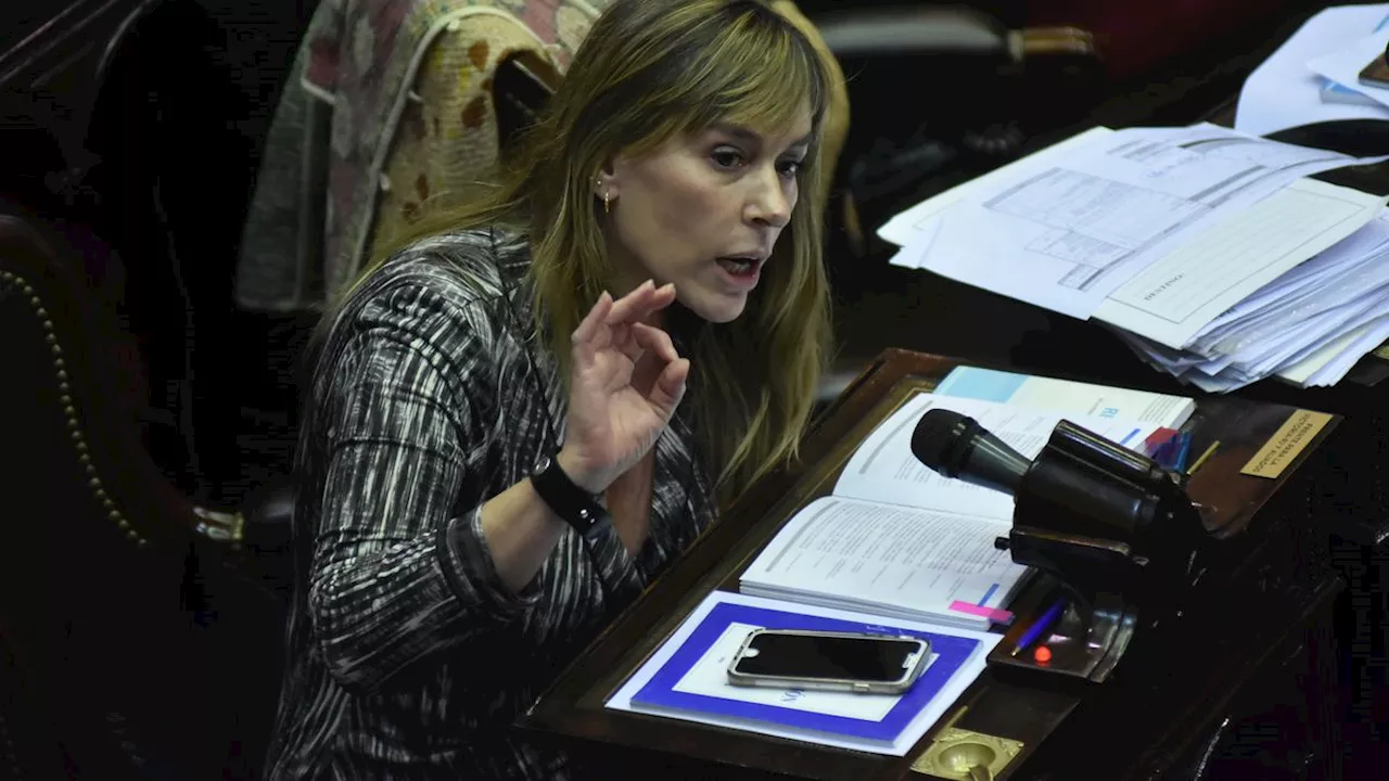 Juliana Di Tullio pidió la expulsión de Scioli y dos senadores que acompañaron la Ley Bases del PJ