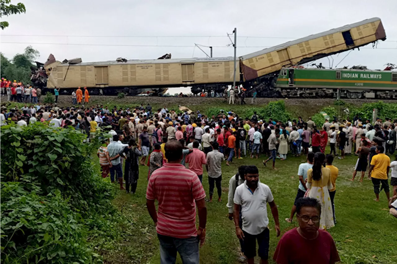 8 killed in train crash as driver misses signal