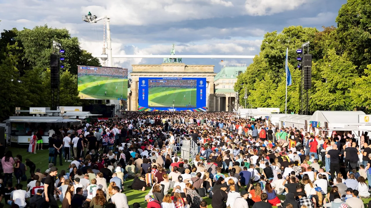 Bestes EM-Public Viewing: Hier ist das Bier billiger