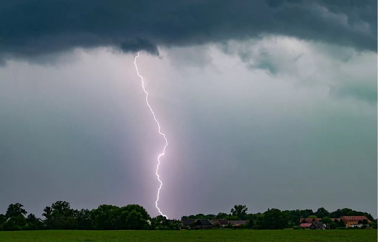 Gewitter mit Unwetter-Potenzial in der neuen Woche