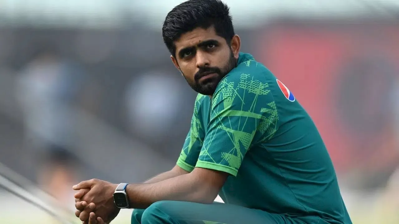 Babar Azam : 'छोड़ देना चाहिए खेलना...', बाबर की टुक-टुक बल्लेबाजी पर भड़का भारतीय क्रिकेटर, दिया बड़ा बयान