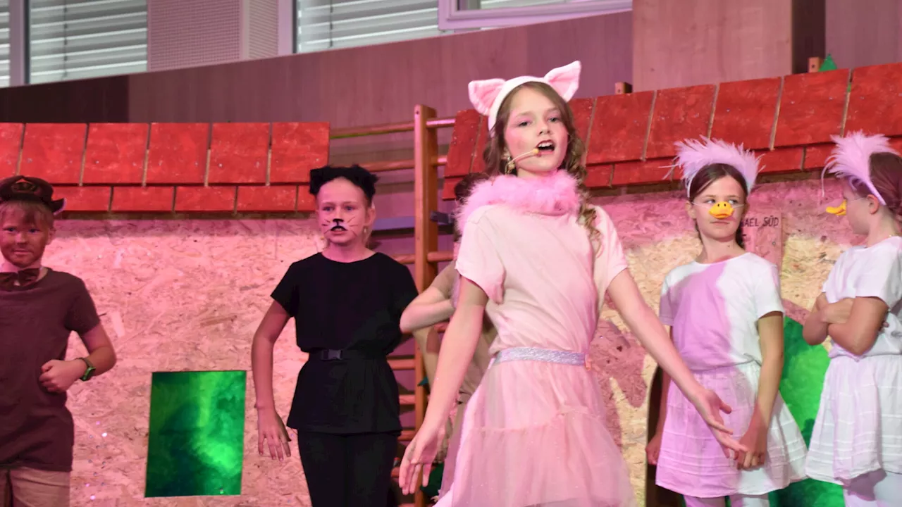 Volksschulkinder begeisterten mit dem Musical „Schwein gehabt“