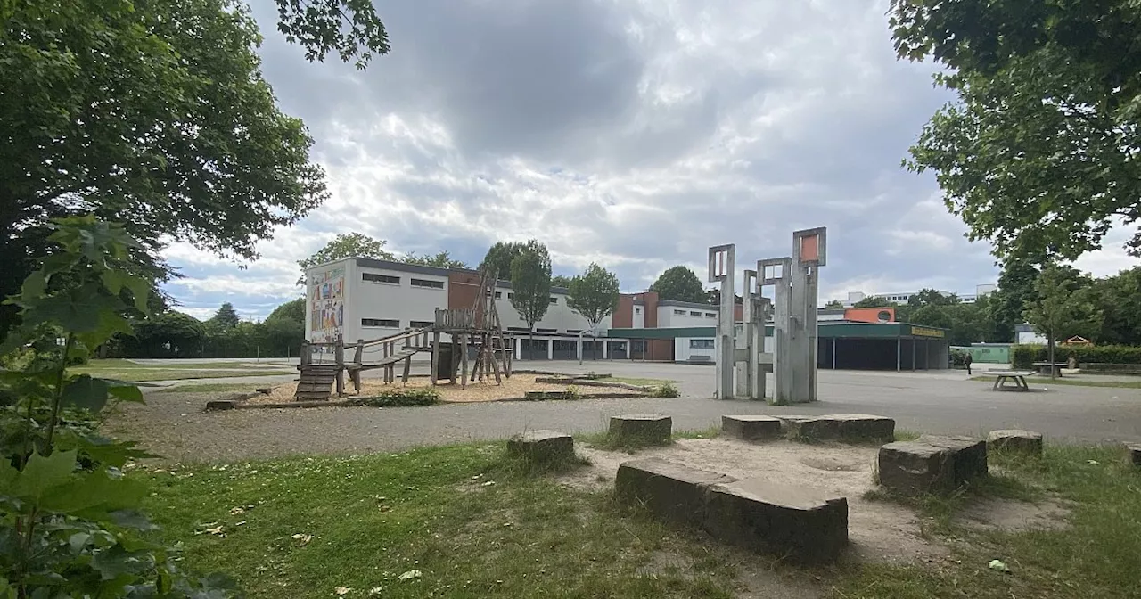 Rikus-Skulptur muss für Erweiterung von Grundschule in Paderborn versetzt werden