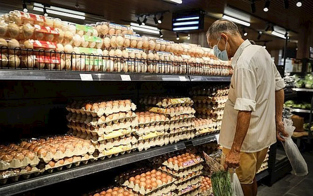 Egg prices reduced by three sen nationwide