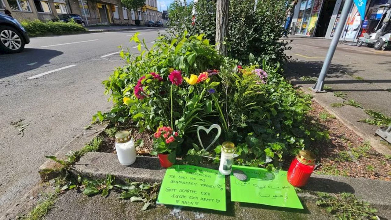 Baden-Württemberg: Auto erfasst drei Fußgänger an Ampel