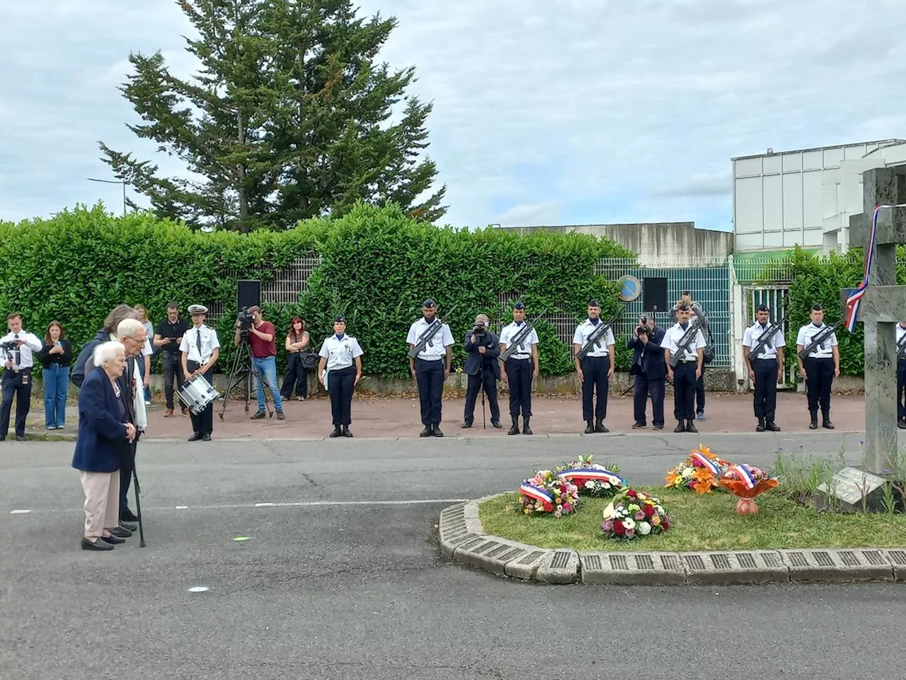 Gironde : la BA 106 célèbre le premier acte de résistance du général de Gaulle