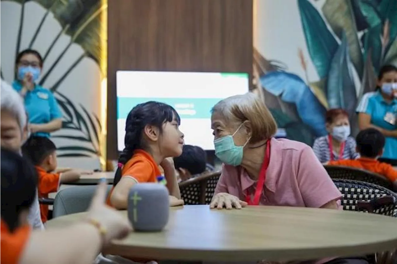 Young and old bond over dialect lessons at senior daycare centre