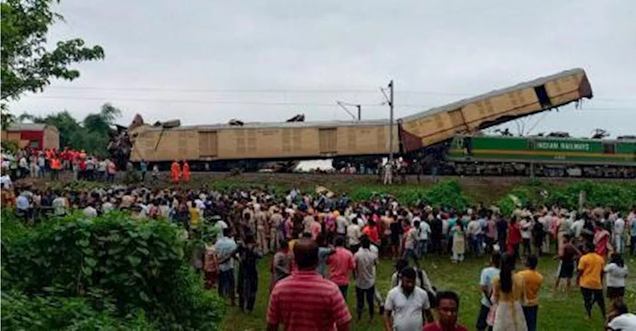 Passenger and goods train collission kills seven in India