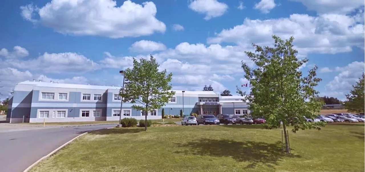 Comox school to get prefab addition of 11 new classrooms