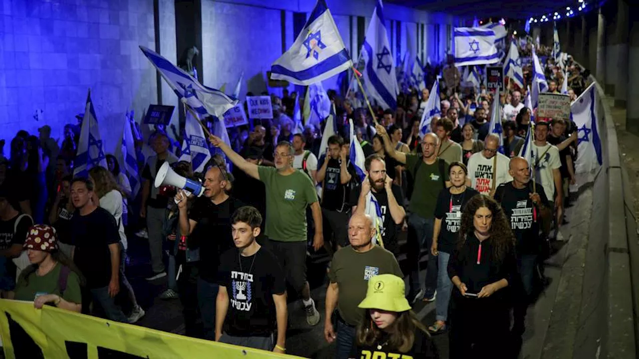 Israelis flood streets in rally, calling change of Netanyahu regime